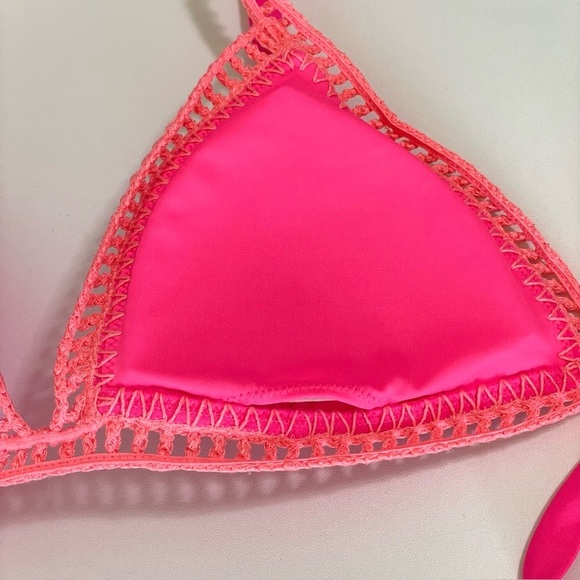 Victoria’s Secret Crochet Trim Bikini 2 PC Swimsuit Pink Large Top Small Bottom - Picture 7 of 16